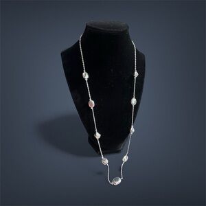 Avon 27” bar link silvertone chain includes 3” extender